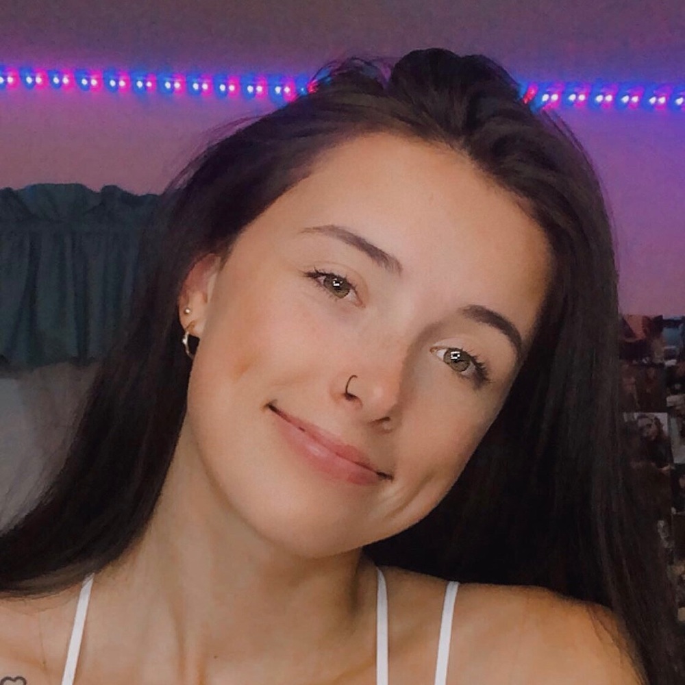 Meet your Posher, Abby